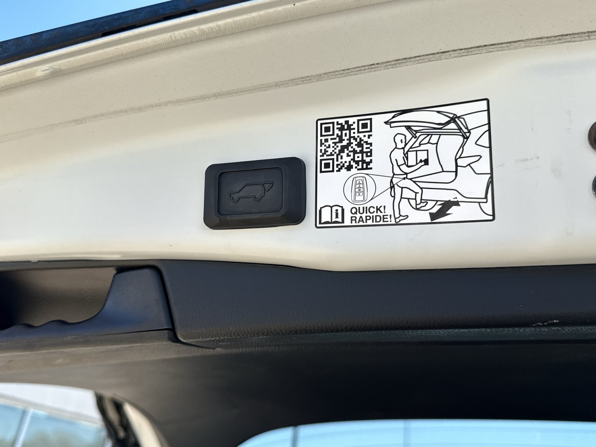 2023 Toyota RAV4 Hybrid Hybrid XSE