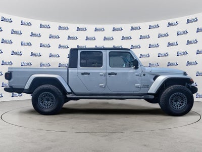 2022 Jeep Gladiator Overland