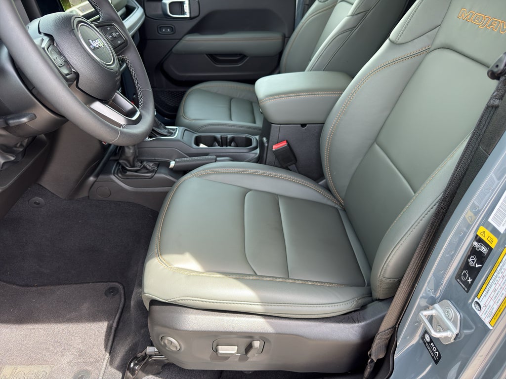 2025 Jeep Gladiator Mojave X