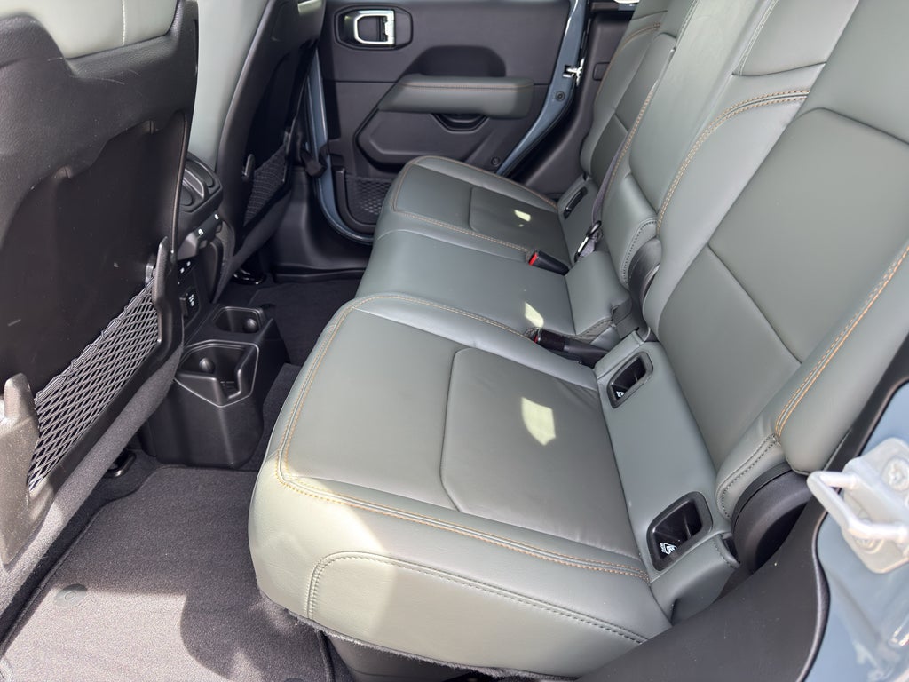 2025 Jeep Gladiator Mojave X