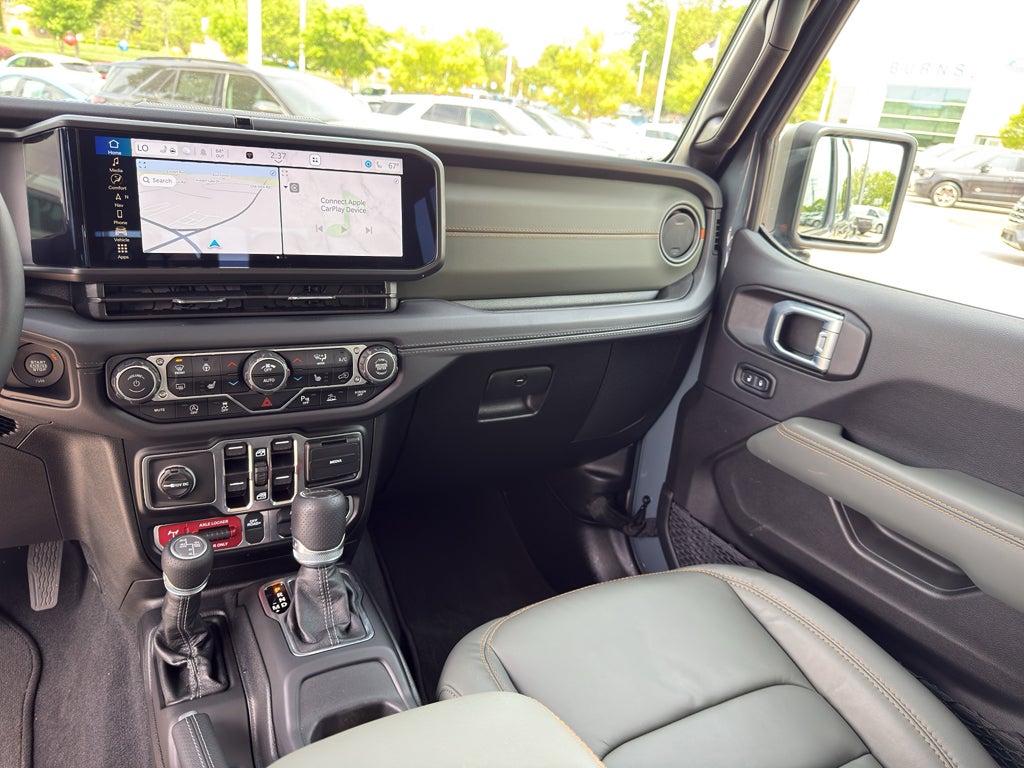 2025 Jeep Gladiator Mojave X