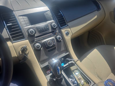 2015 Ford Taurus SE