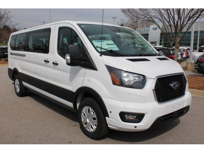 2024 Ford Transit Wagon XLT
