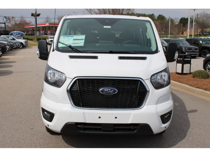 2024 Ford Transit Wagon XLT