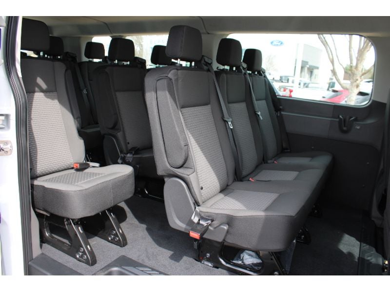 2024 Ford Transit Wagon XLT