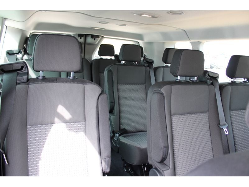 2024 Ford Transit Wagon XLT