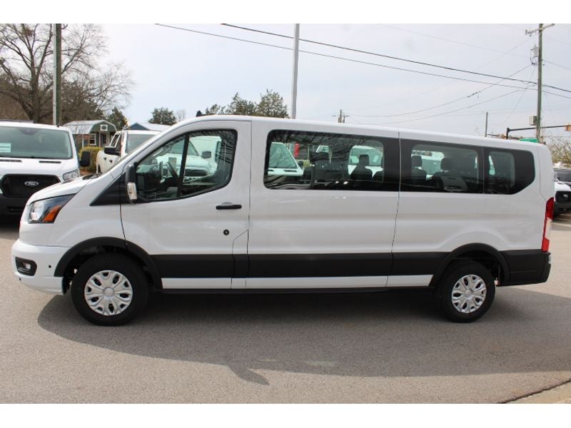 2024 Ford Transit Wagon XLT