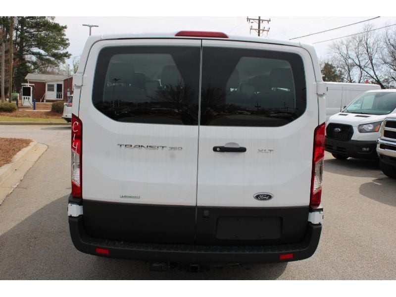 2024 Ford Transit Wagon XLT