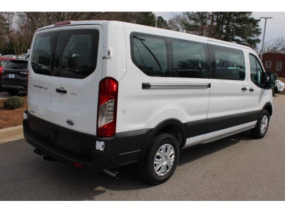 2024 Ford Transit Wagon XLT