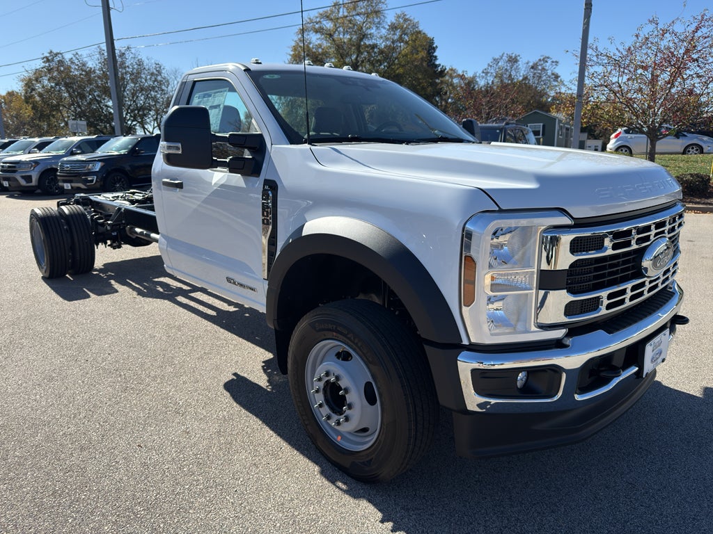 2026 Ford F-600 Base