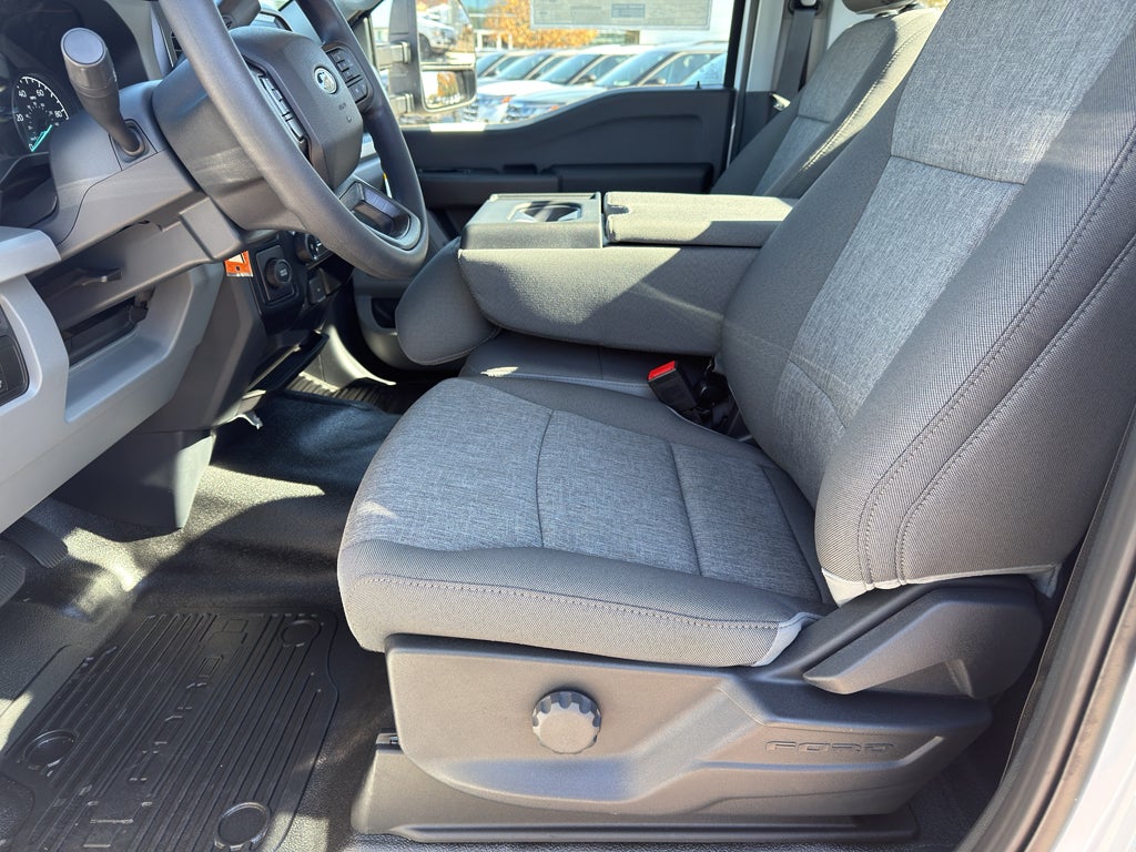 2026 Ford F-600 Base