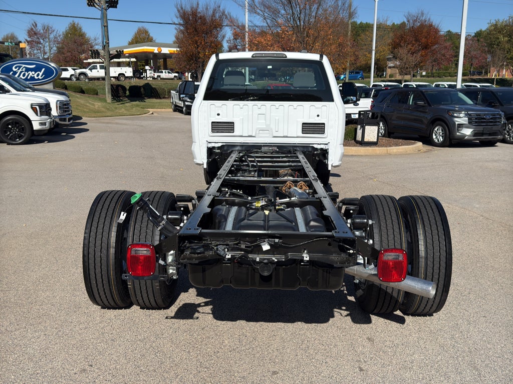 2026 Ford F-600 Base