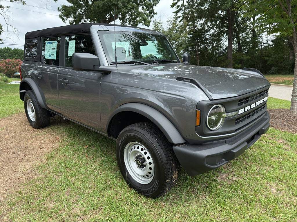 2025 Ford Bronco Base
