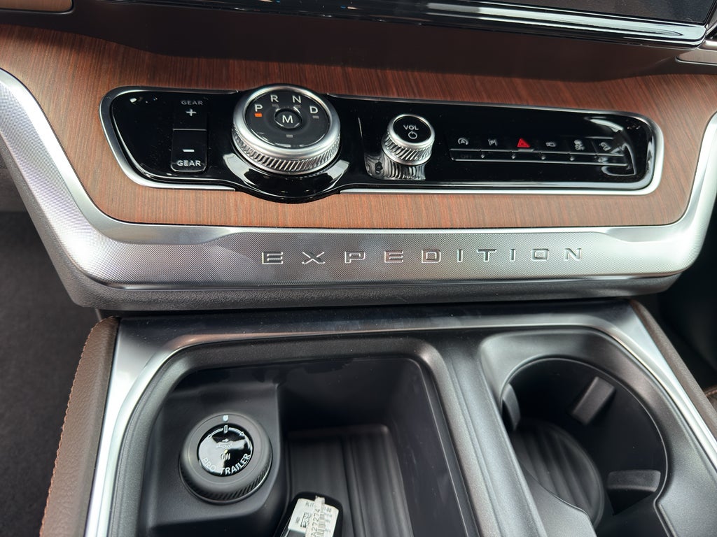 2026 Ford Expedition MAX King Ranch