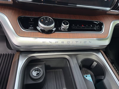 2026 Ford Expedition MAX King Ranch