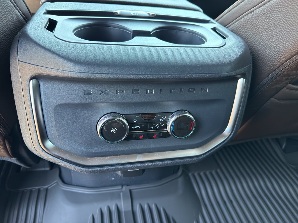 2026 Ford Expedition MAX King Ranch