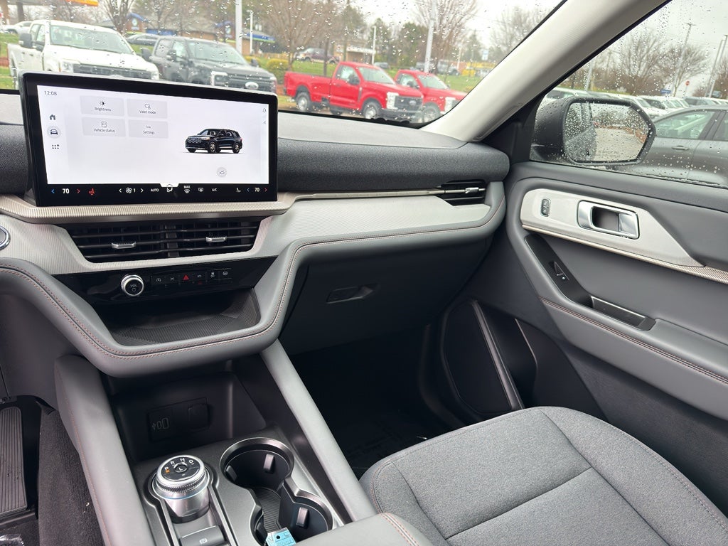 2026 Ford Explorer Active (100A)