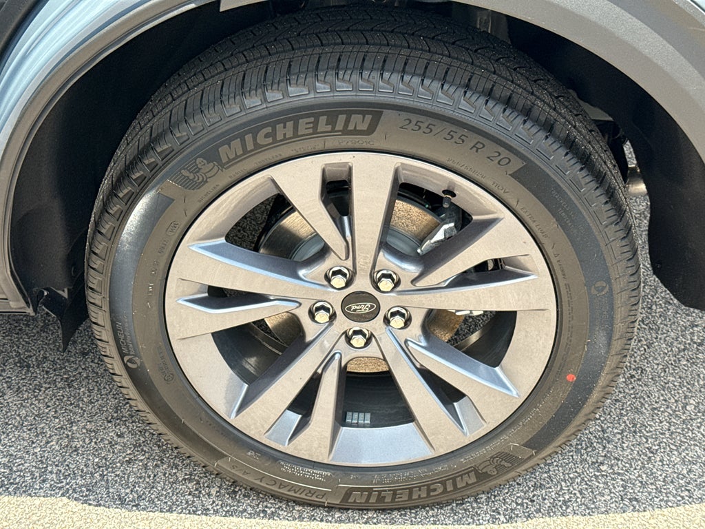 2026 Ford Explorer Active w/100A Pkg