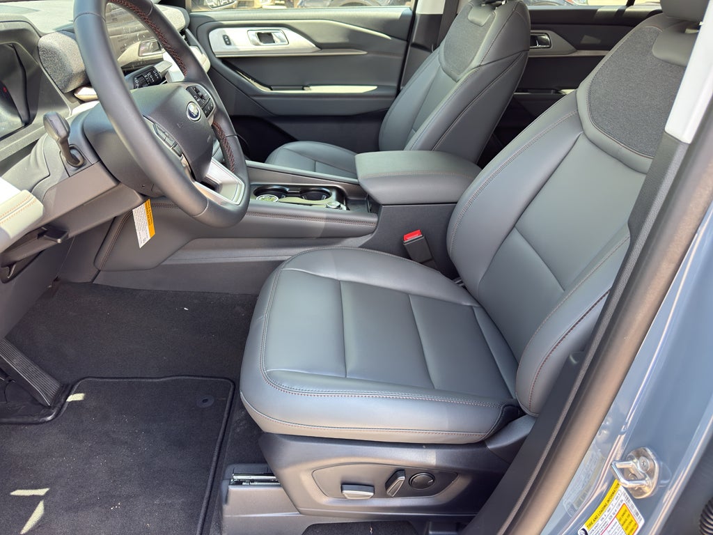 2026 Ford Explorer Active w/100A Pkg