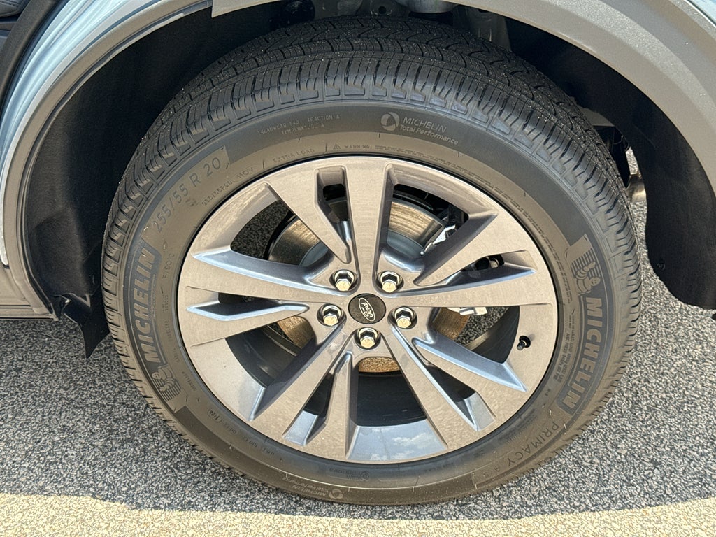 2026 Ford Explorer Active w/100A Pkg