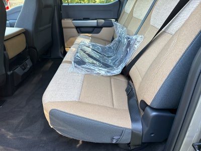 2027 Ford F-250 XL 2WD Crew Cab 6.75' Box