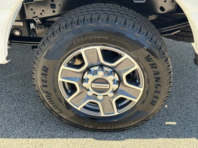 2027 Ford F-250 XL 2WD Crew Cab 6.75' Box