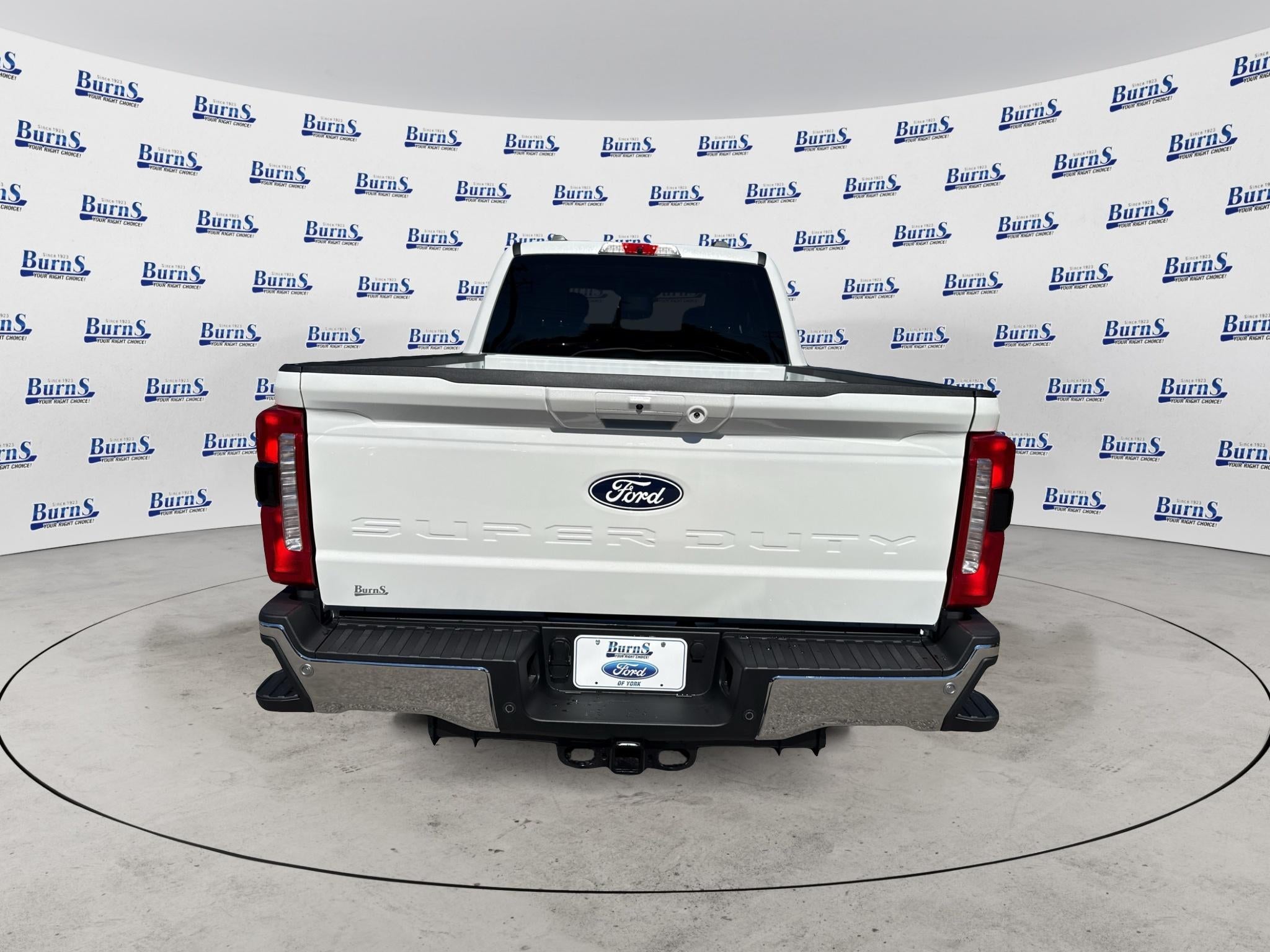 2027 Ford F-250 XL 2WD Crew Cab 6.75' Box