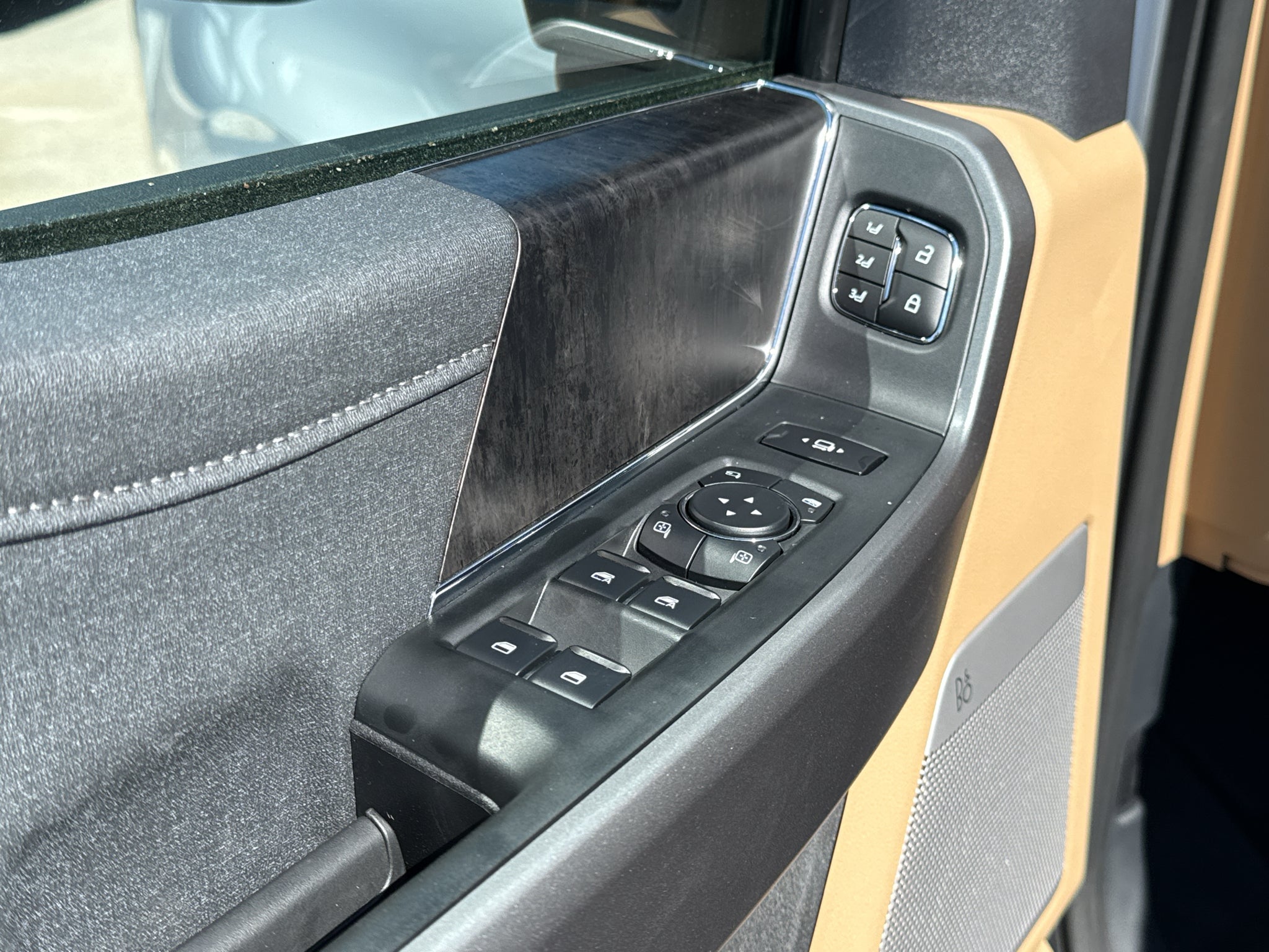 2027 Ford F-250 LARIAT
