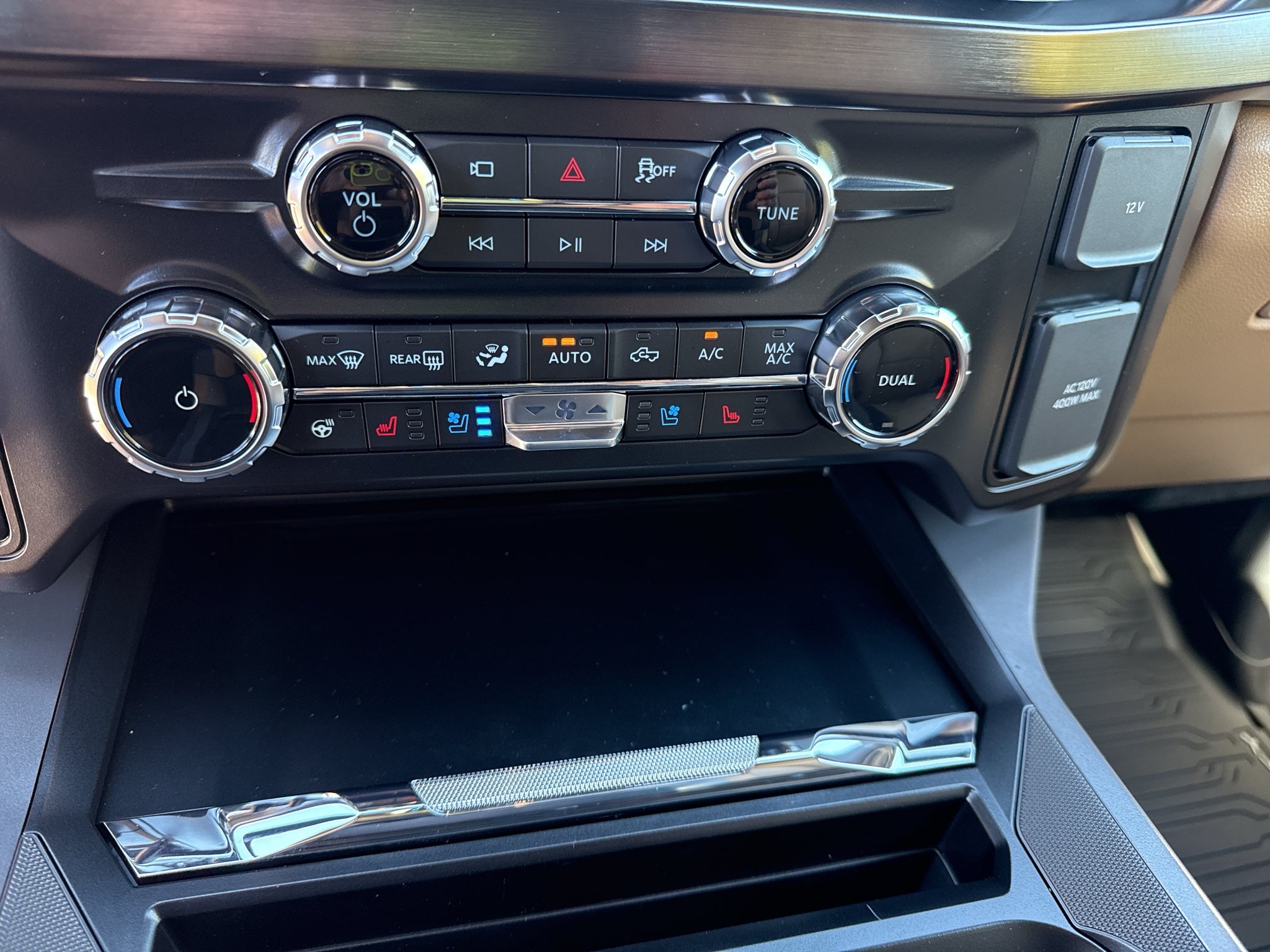 2027 Ford F-250 LARIAT