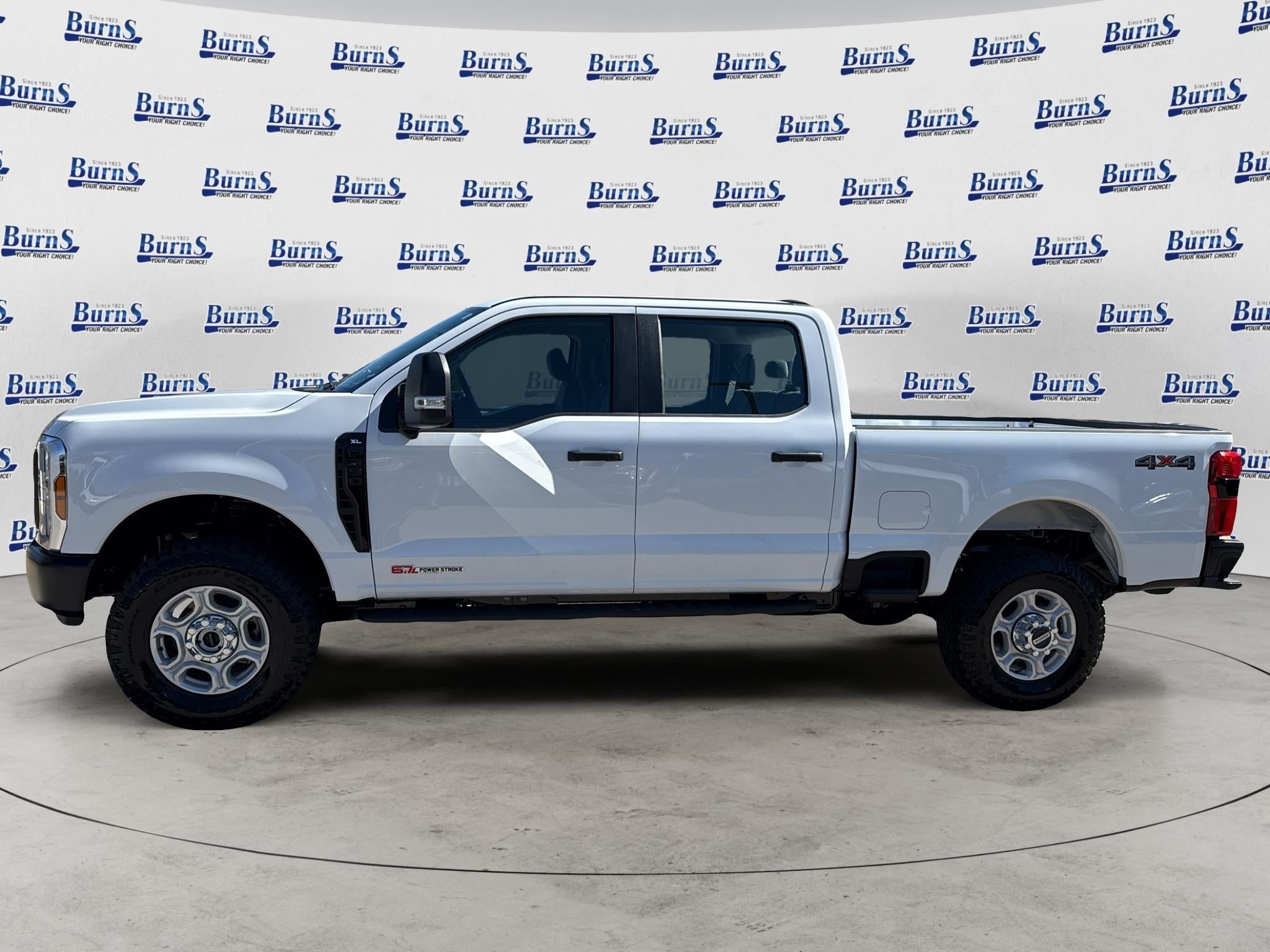 2027 Ford F-350 XL 4WD Crew Cab 6.75' Box