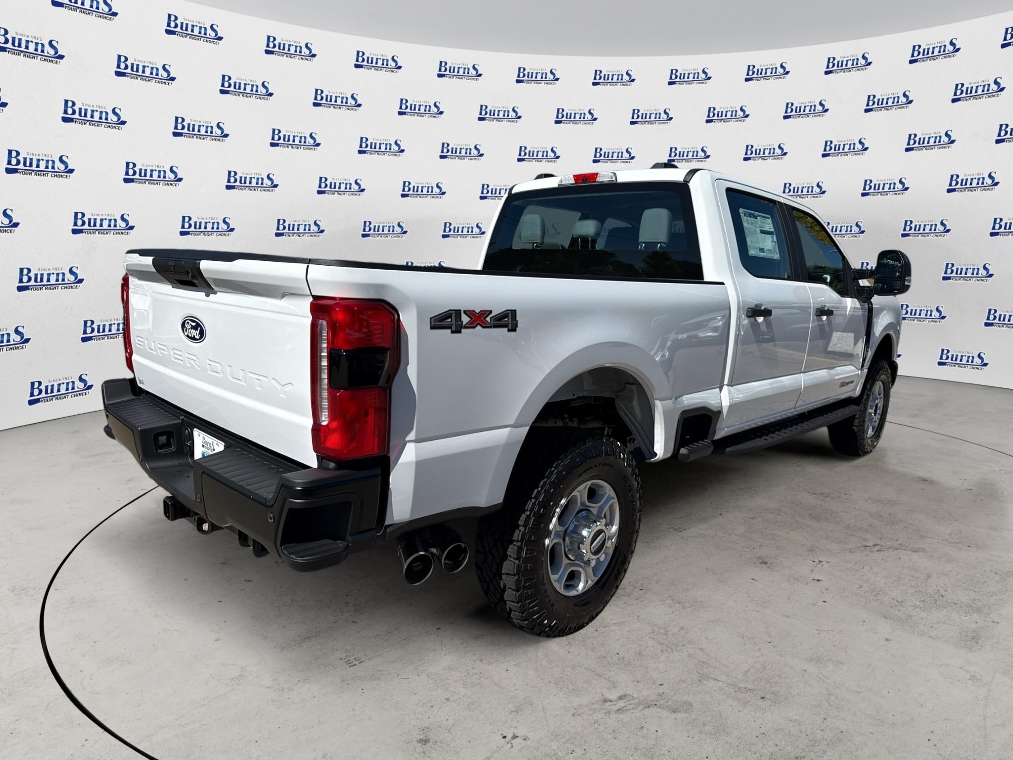 2027 Ford F-350 XL 4WD Crew Cab 6.75' Box
