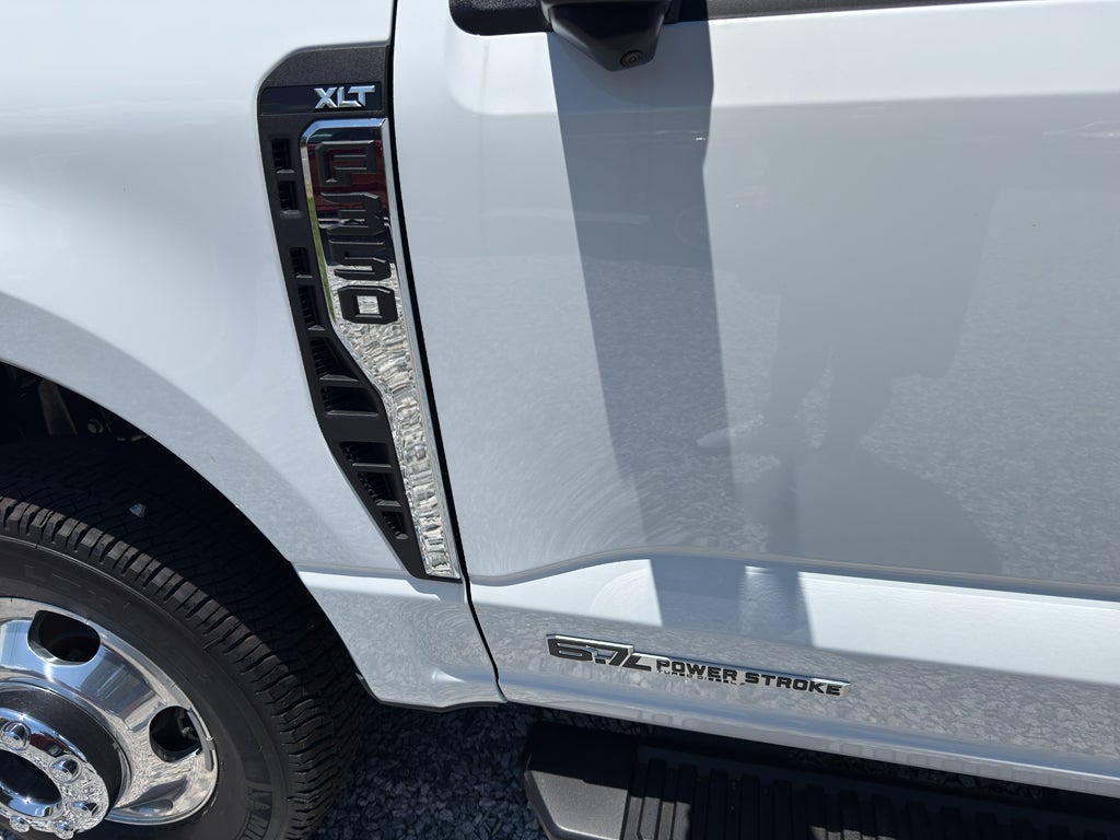 2026 Ford F-350 XLT