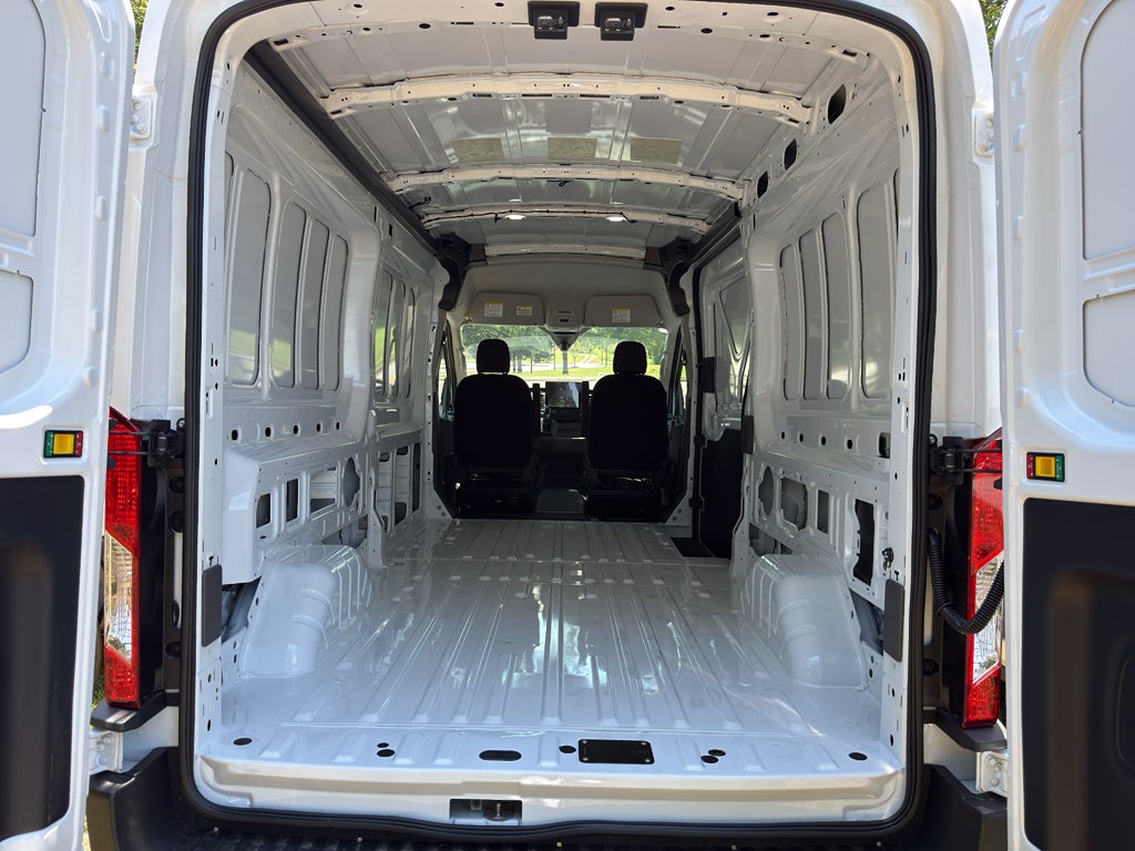 2026 Ford Transit Van Base