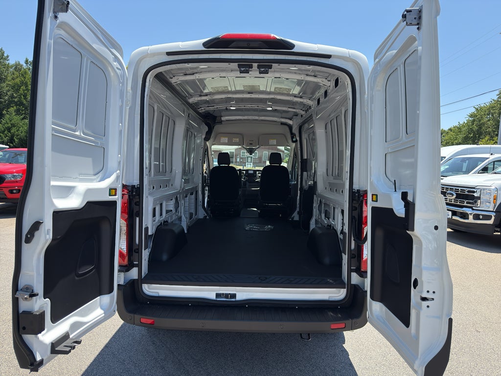 2025 Ford Transit Van Base