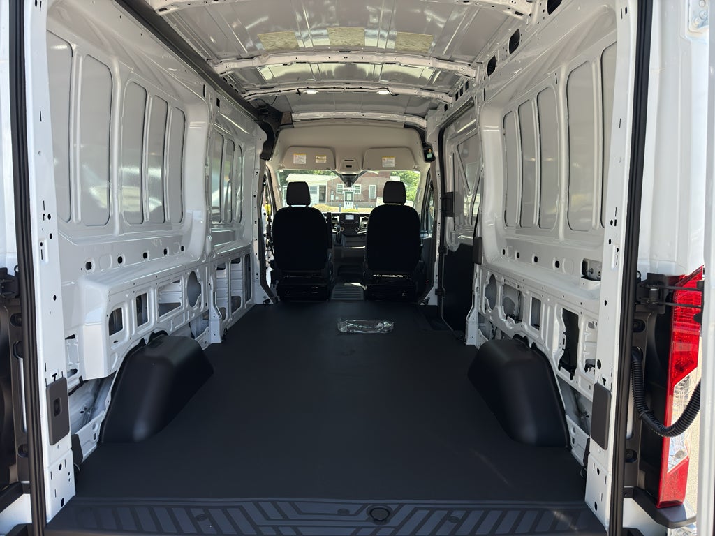 2025 Ford Transit Van Base