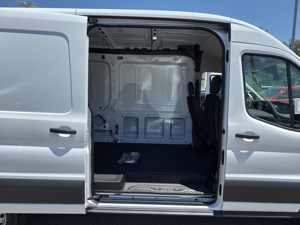 2025 Ford Transit Van Base