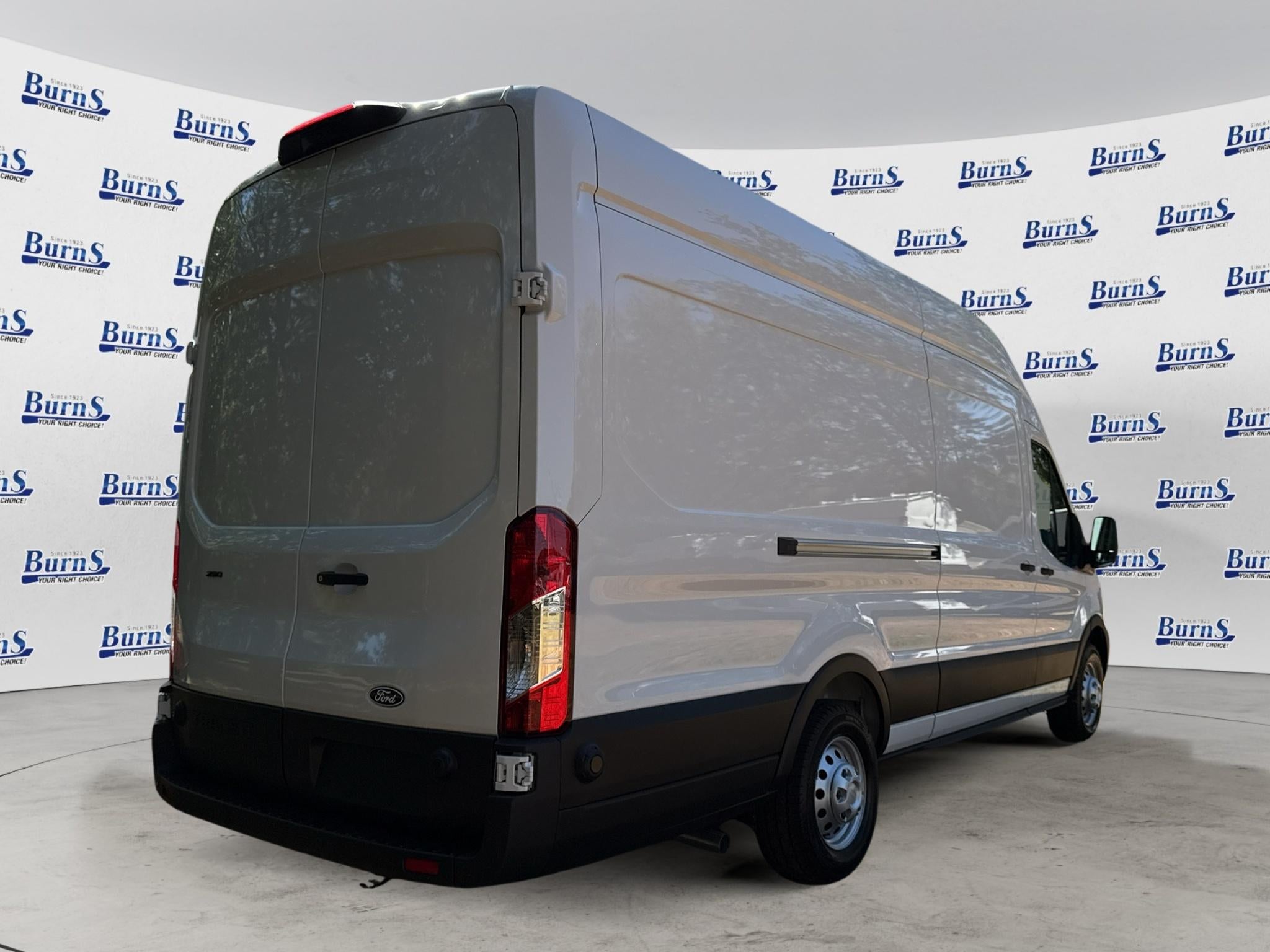 2027 Ford Transit Van Base