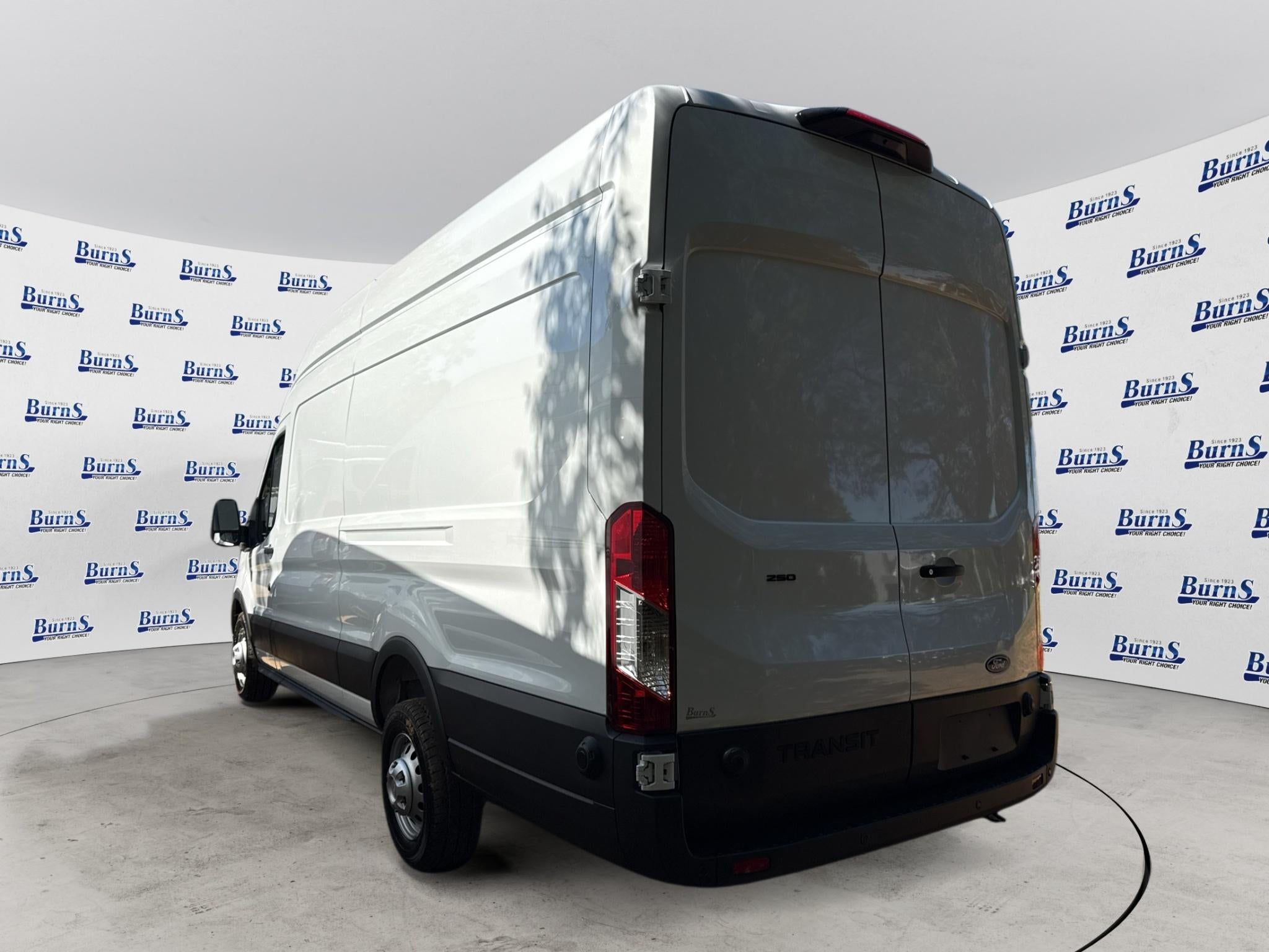 2027 Ford Transit Van Base