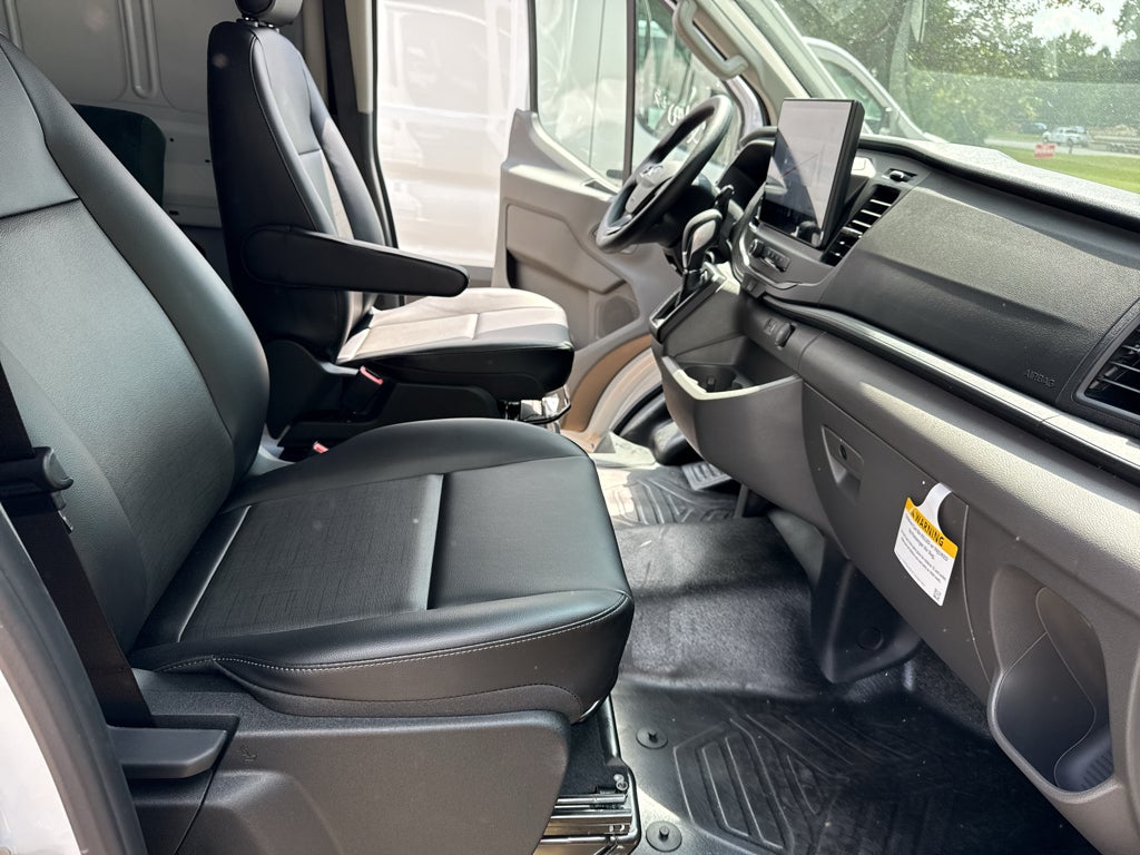 2026 Ford Transit Van Base