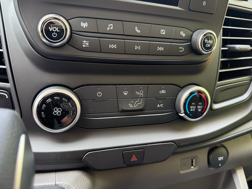 2025 Ford Transit Van Base