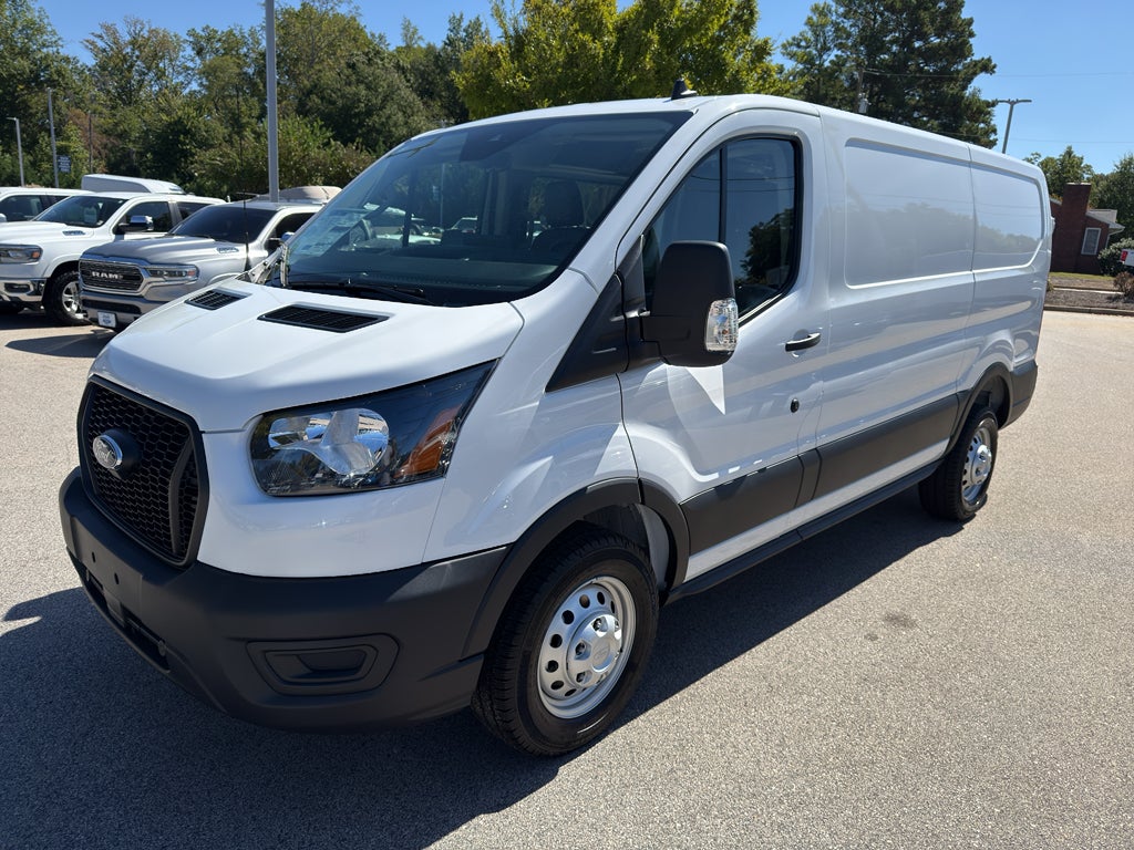 2025 Ford Transit Van Base