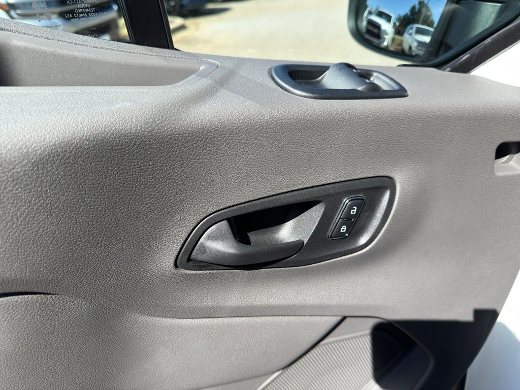 2025 Ford Transit Van Base