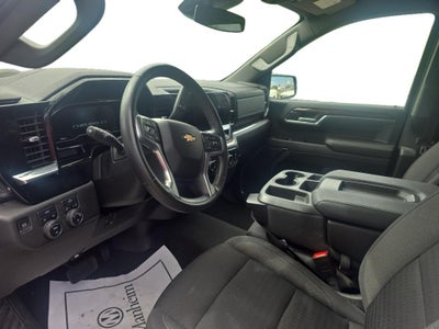 2023 Chevrolet Silverado LT