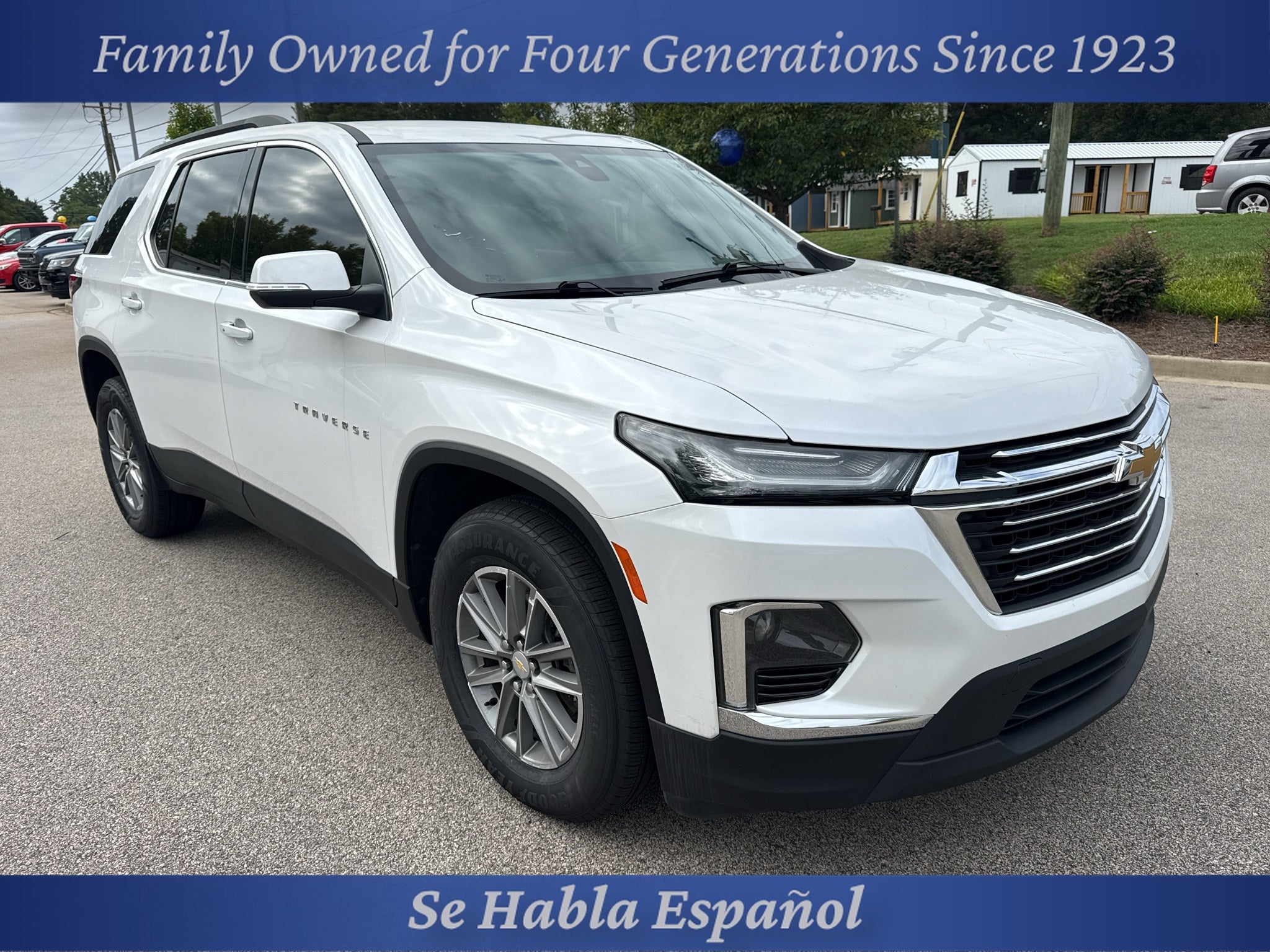 2023 Chevrolet Traverse LT Cloth