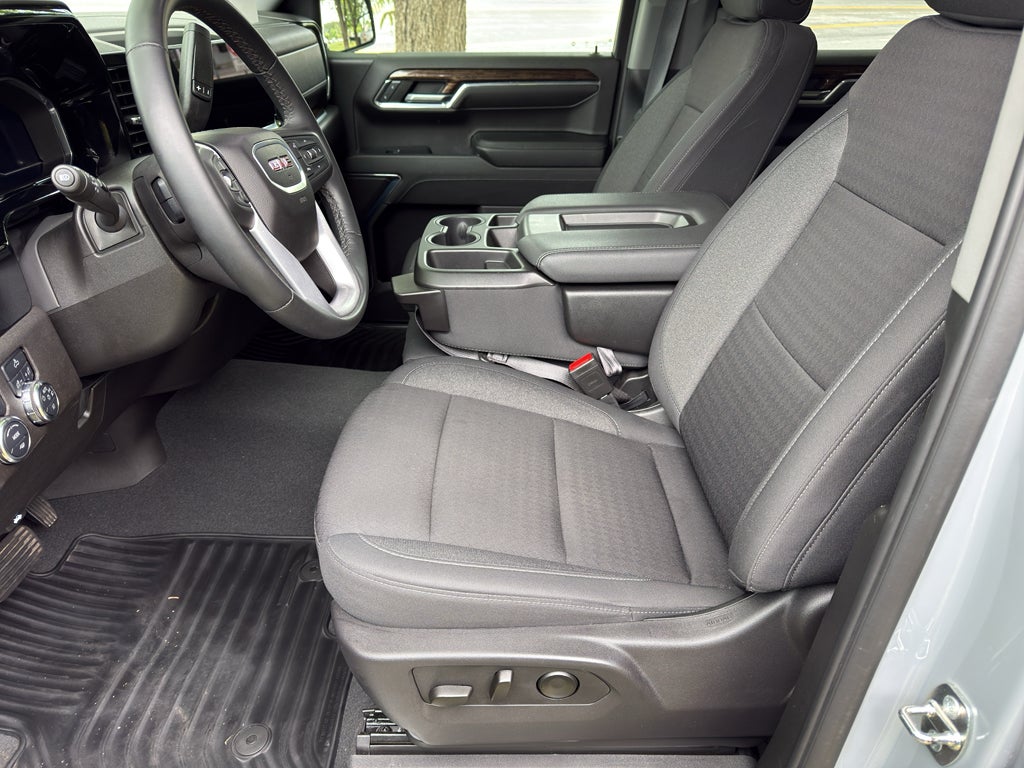 2024 GMC Sierra Elevation
