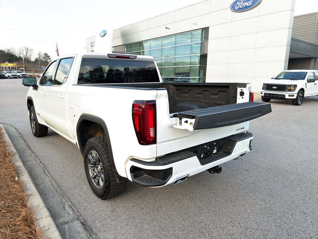 2025 GMC Sierra AT4