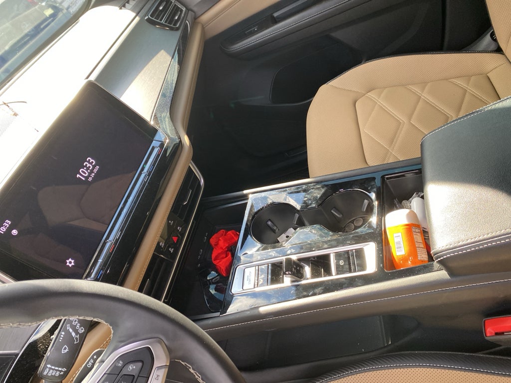 2024 Volkswagen Atlas Cross Sport 2.0T SE w/Technology