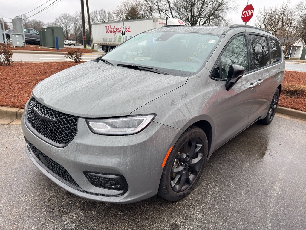 2025 Chrysler Pacifica Limited