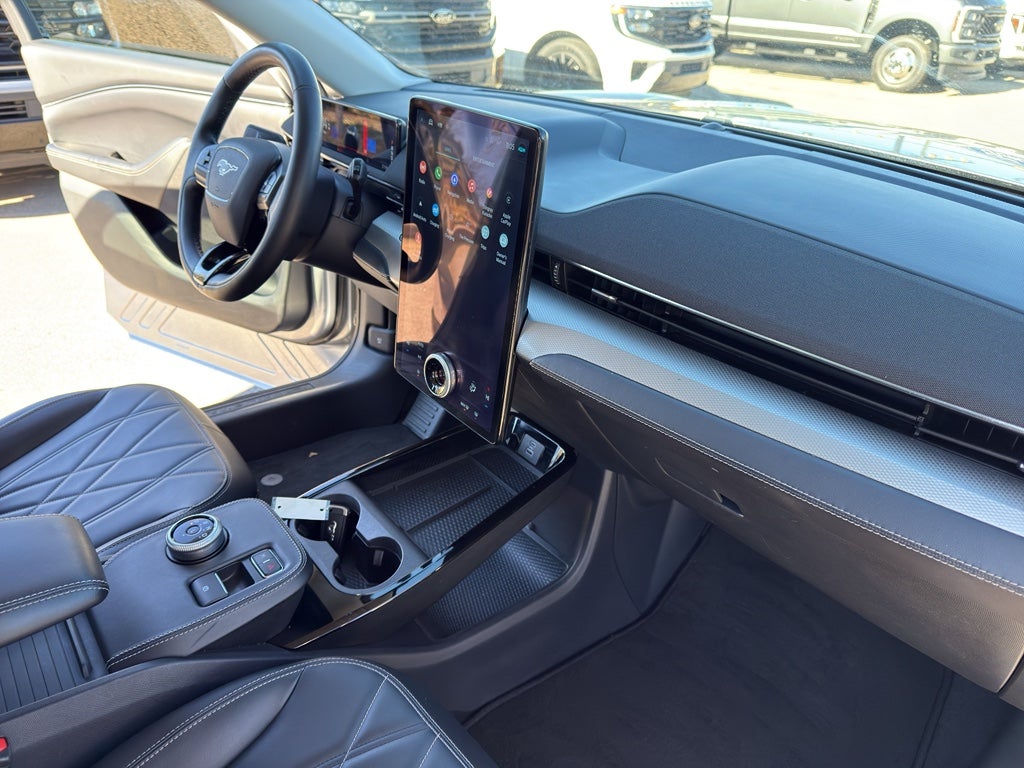 2021 Ford Mustang Mach-E Select