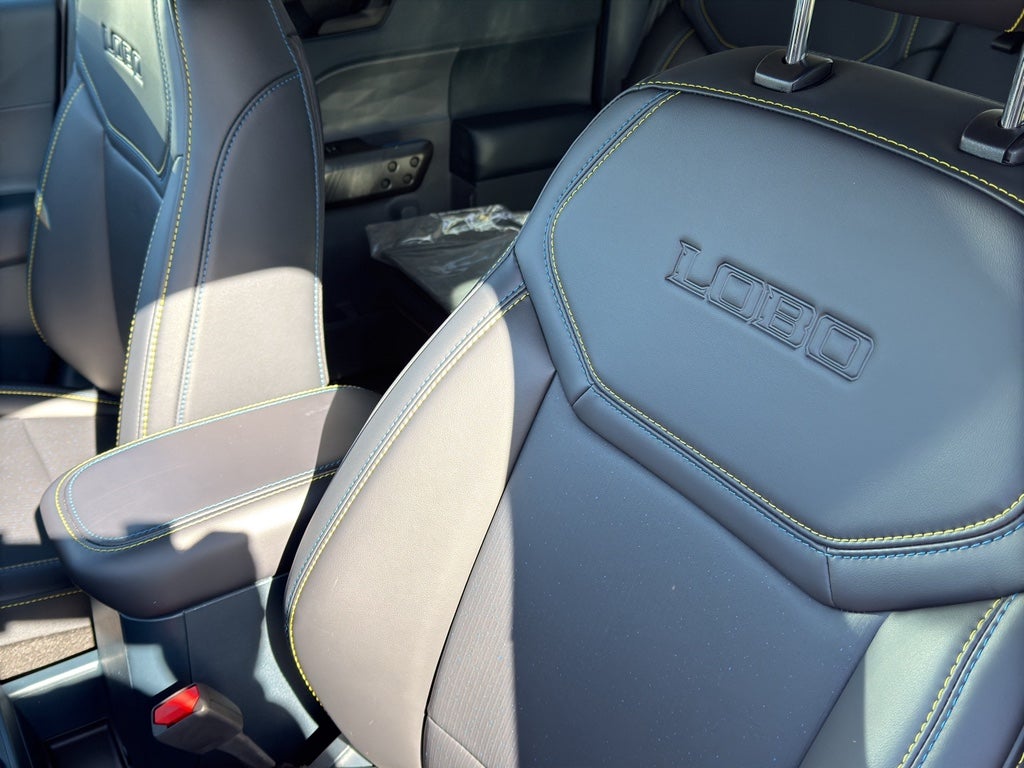 2026 Ford Maverick Lobo Standard